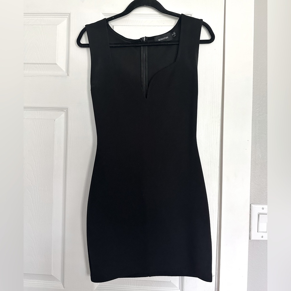 NWOT Minkpink Mini Scoop Sweetheart Neck Little Black Dress